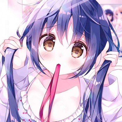 高铁站禁烟仅1天男子当众吸烟被拍